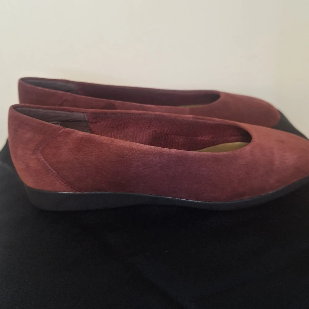 Mootsies Tootsies Classic Red Suede Ballet Flats Size 6.5